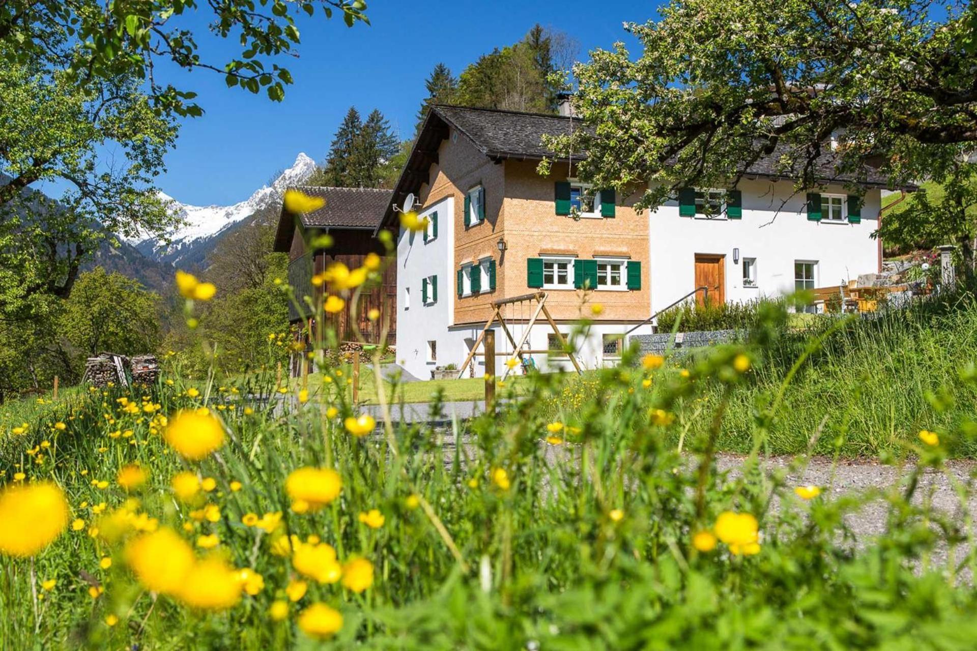 Annas Muntafuner Hus Schruns Exterior foto